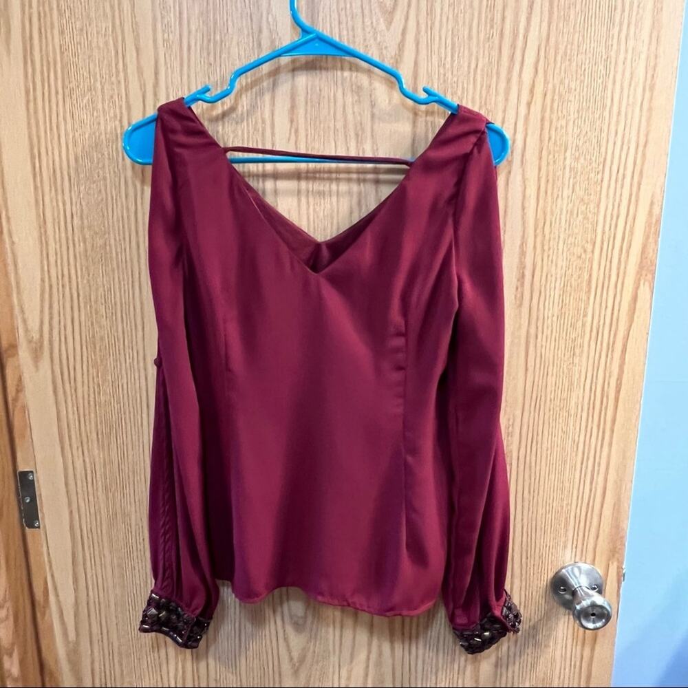Francesca’s Cold Shoulder Open Sleeve Wine Red Top Size XS Beaded Sleeve Cuffs